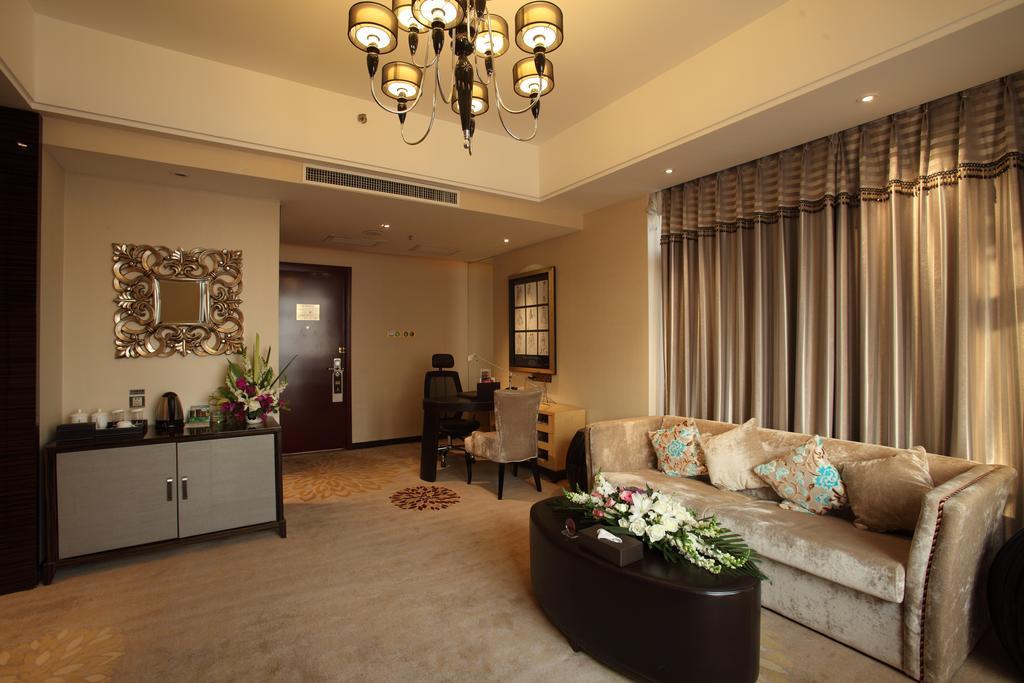 Beijing Wuhuan Hotel Room photo