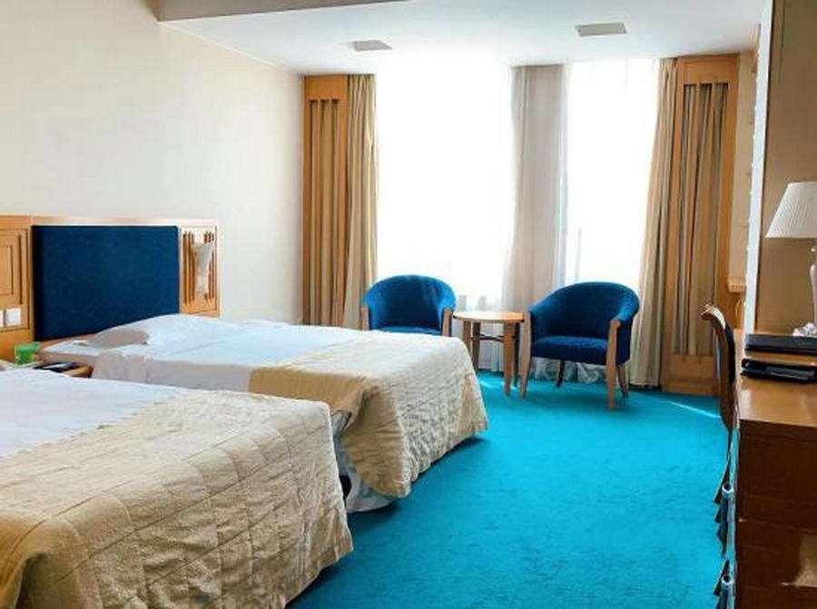 Beijing Wuhuan Hotel Room photo